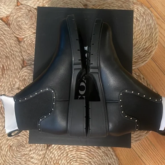 ✨Please read⭐️Coach Lory Leather Booties in Black-TWO DIFFERENT SIZESPLEASE READ - Picture 8 of 12